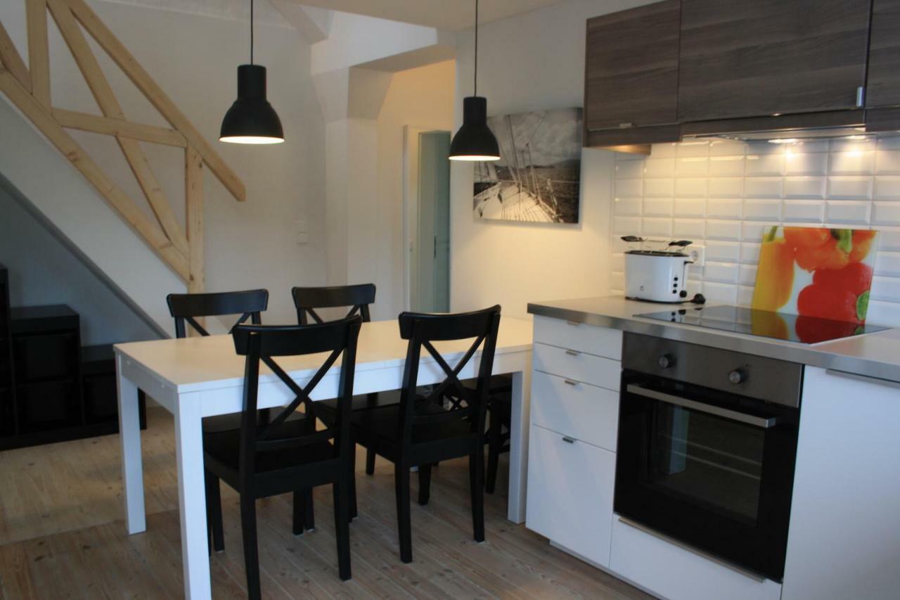 Ferienwohnung Anna - Charmante Ferienwohnung In Bevorzugter Lage Констанц Екстериор снимка